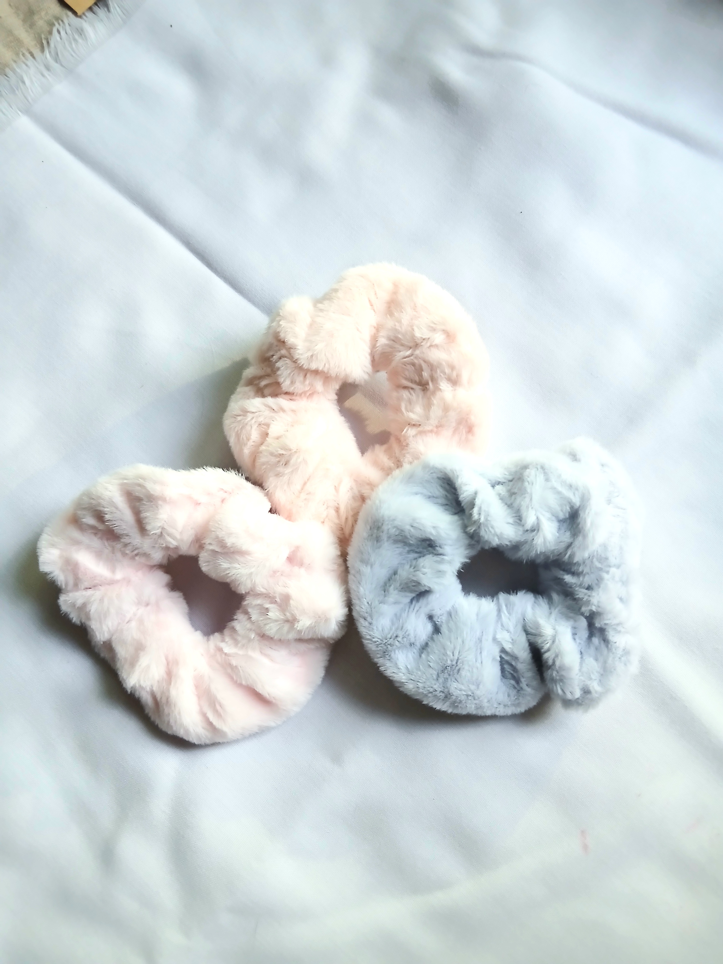 Scrunchie Bulu